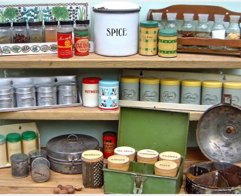 Spice racks & tins